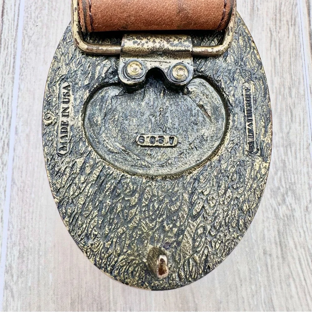 Leatherock Brown Leather Belt w/ Beautiful Stone Embellished Buckle XS 28”-32”